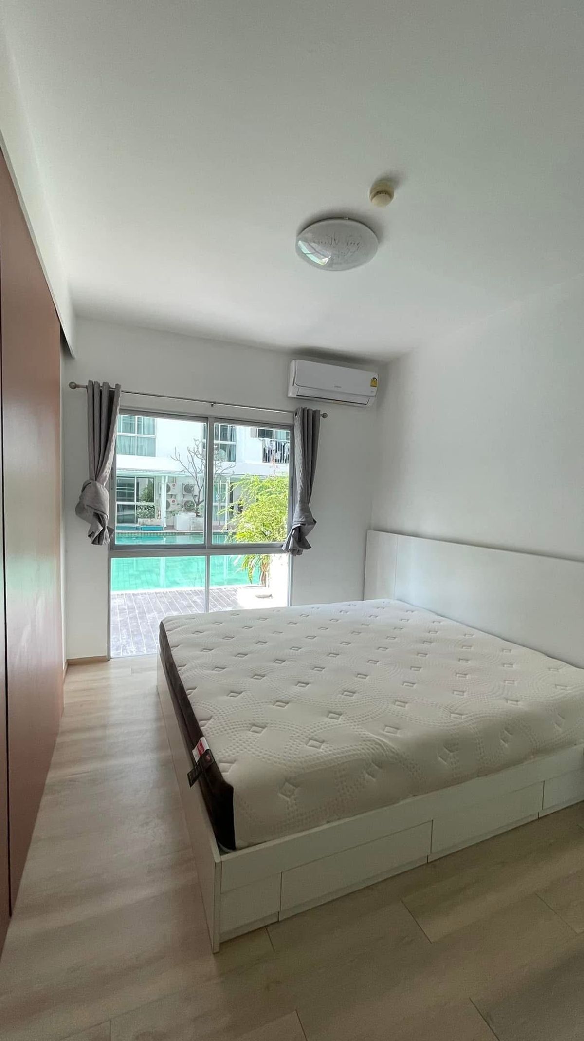 ขายคอนโดพระราม 9 เพชรบุรีตัดใหม่ RCA : 📣 [For Sale] ขายด่วน !! คอนโด A Space Asoke - Ratchada