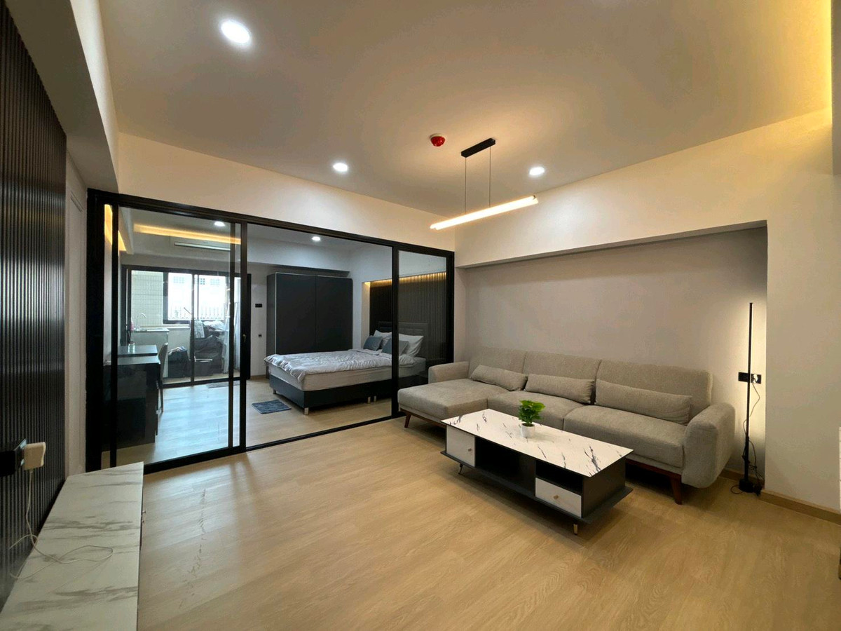 For SaleCondoSathorn, Narathiwat : Condo, Sathorn area, not more than 2 million