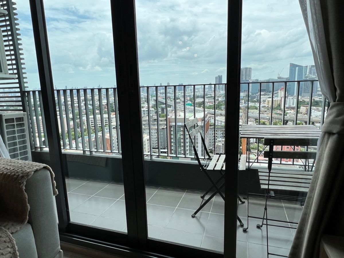 คอนโดบางนา แบริ่ง ลาซาล : SALE & RENT IDEO O2  2 Bed 4.65MB  ราคาดีสุด ถูกกว่าพรีเซลล์ Tel.0958785645 