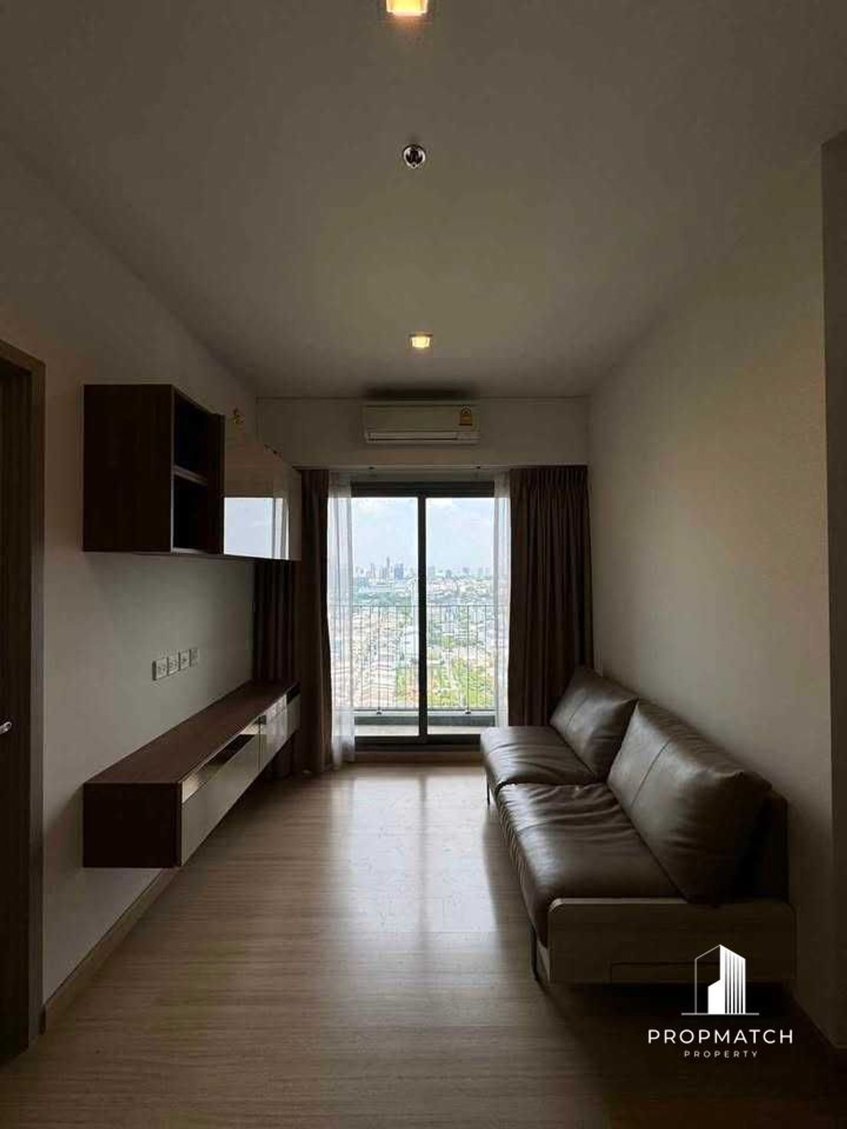 ขายคอนโดอ่อนนุช อุดมสุข : ✨Flash Deal ✨Whizdom Connect Sukhumvit ( 2Bed 1Bath 38.95SQM.) พร้อมอยู่ ! เพียง  5,690,000บาท Tel.0981315848 @propmatch