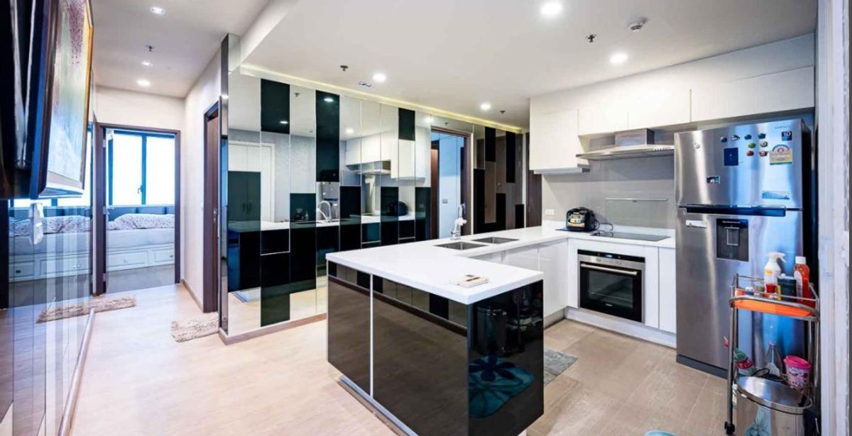 ให้เช่าคอนโดราชเทวี พญาไท : Pyne 120 sq.m. Please add LINE ID @806qphgn o8415o5483