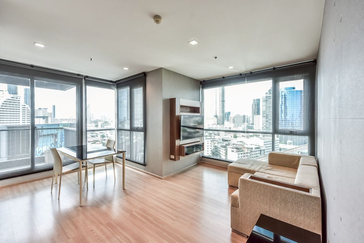 For SaleCondoSathorn, Narathiwat : Urgent sale !! Large room, Sathorn location, Rhythm Sathorn by Jinyanaz