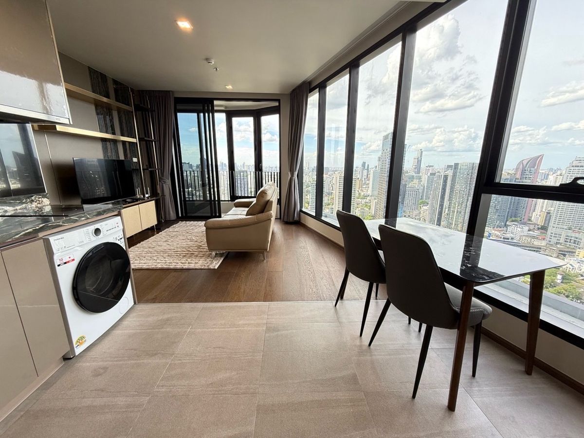 ให้เช่าคอนโดสุขุมวิท อโศก ทองหล่อ : For RENT: Ideo Q Sukhumvit 36: a corner room with 44.5sqm on 41st floor!! ห้องหัวมุมหายาก วิวสวยมากกก!!
