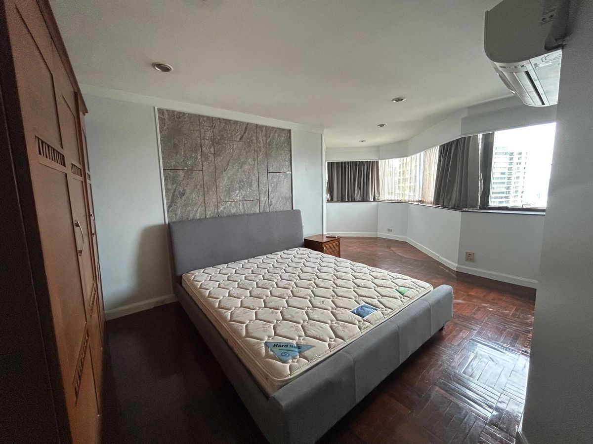 ให้เช่าคอนโดสุขุมวิท อโศก ทองหล่อ : Spacious 3-Bed Condo for Rent at President Park Sukhumvit 24 – Pine Tower (S03-2092) 