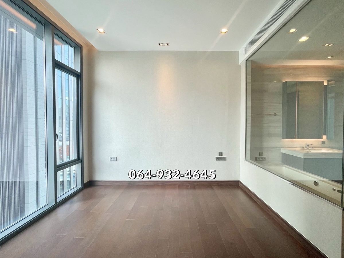 ขายคอนโดนานา : 2BEDROOMS 95.5Sq.m Q1 SUKHUMVIT CALl 064-932-4645 KEn 