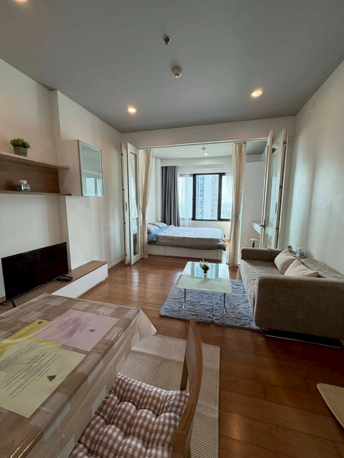 ให้เช่าคอนโด : Blocs 77 (บลอคส์ 77) (1bed1bath 32sqm)
