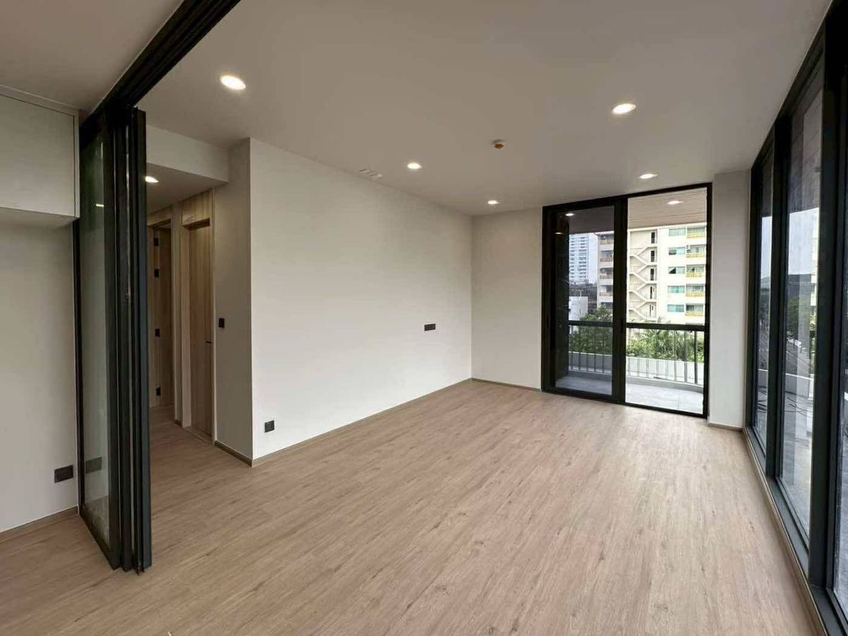 ขายดาวน์คอนโดอารีย์ อนุสาวรีย์ : ขายดาวน์ถูกมาก!! Aritier Penthouse At Ari คอนโดห้อง Penthouse ทำเลทอง ตรงข้ามกรมประชาสัมพันธ์ ใกล้ BTS อารีย์