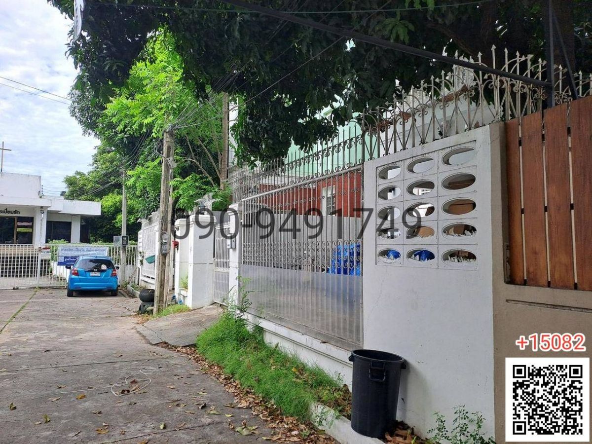 ให้เช่าบ้านปิ่นเกล้า จรัญสนิทวงศ์ : เช่า บ้านเดี่ยว 3 ชั้น ซอย บรมราชชนี 87  ใกล้ สถานีรถไฟฟ้าบางชัน