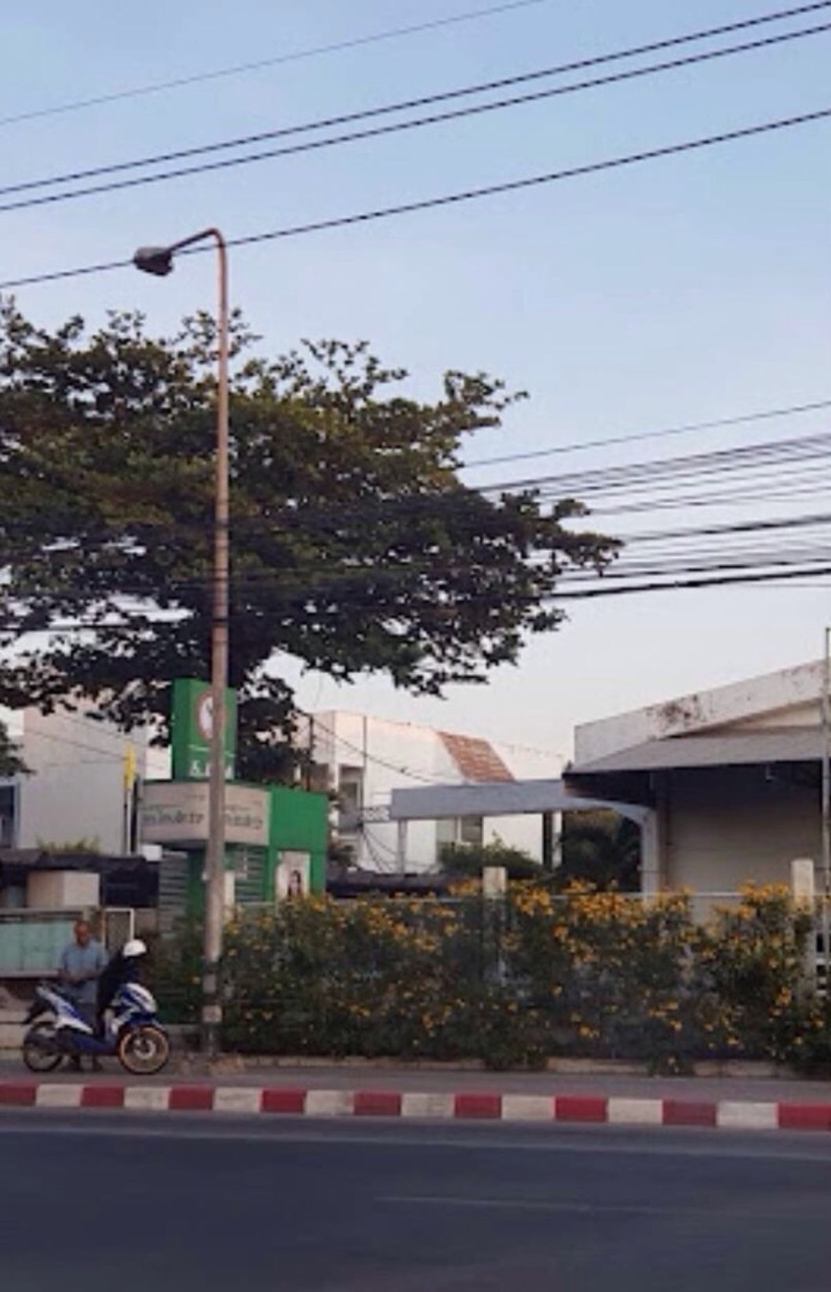 For SaleLandSeri Thai, Ramkhamhaeng Nida : Land for sale with buildings, Serithai Road, area 13-293 Rai, Subdistrict/Min Buri District, Bangkok