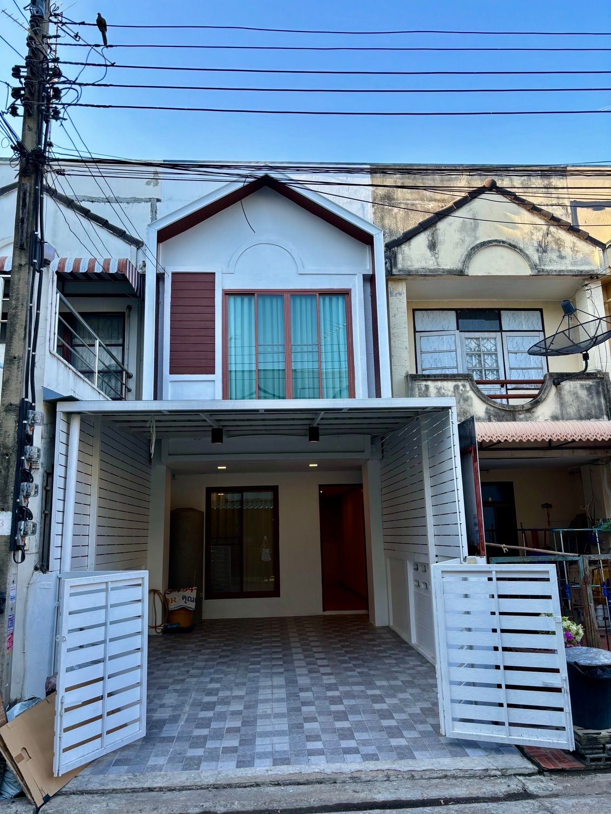 ขายทาวน์โฮมนวมินทร์ รามอินทรา : 🏡 ขายทาวน์เฮ้าส์รีโนเวทใหม่ทั้งหลัง – หมู่บ้านอัมรินทร์ 3 (ผัง 4) ซอยสายไหม 15 บ้านสวยพร้อมอยู่ รีโนเวทใหม่ทั้งหลัง คุ้มค่าในราคาที่จับต้องได้ 