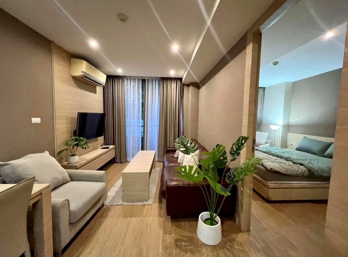 For SaleCondoSilom, Saladaeng, Bangrak : Best Price !! ROW RISE Silom-Sathorn is very rare. Klass Silom by Jinyanaz