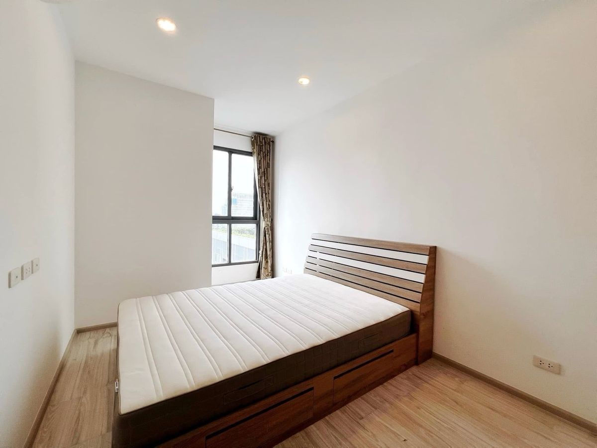 For SaleCondoBangna, Bearing, Lasalle : 🔥 [Sale] - [ Ideo Mobi Eastgate ] / Fully furnished 1 Bedroom 1 Bath. Easily to travel around by BTS Bangna and very close to BITEC ONLY 2.89MB 👍