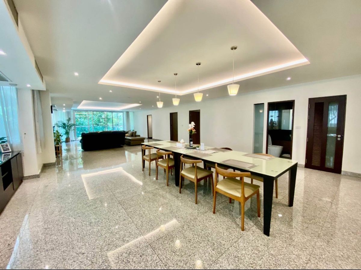 For RentOnnut, Udomsuk : Pet-Friendly 3-Bedroom Condo for Rent in Soi Sukhumvit 71 (Pridi Banomyong)