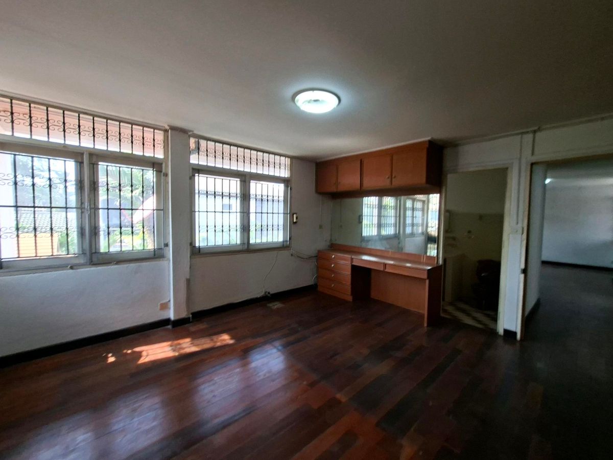 ขายบ้านพัฒนาการ ศรีนครินทร์ : 🏡ที่ดินพร้อมสิ่งปลูกสร้าง 138 ตรว. หลังมุม ถนน2ด้าน 400ม.จากถนนพัฒนาการ เดินทางง่ายไปศรีนครินทร์-อ่อนนุช-สุขุมวิท 📞0994152664, 0803696366