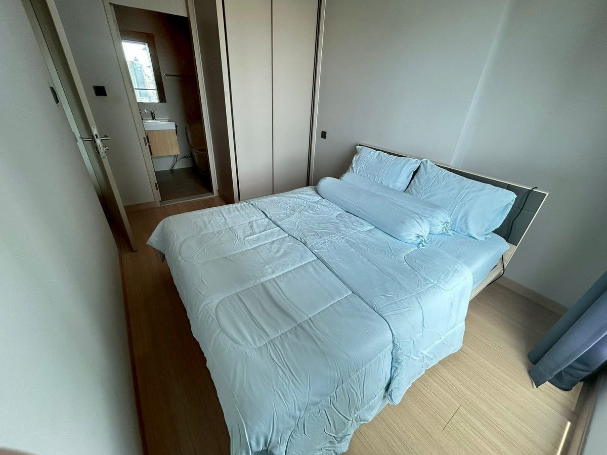 ให้เช่าคอนโดพระราม 9 เพชรบุรีตัดใหม่ RCA : Lumpini Suite Phetchaburi - Makkasan