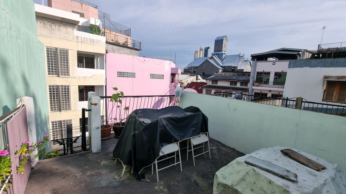 ขายอาคารพาณิชย์เยาวราช บางลำพู : ขายอาคารพาณิชย์ เยาวราช ถนนพดุงด้าว ใกล้ก๋วยจั๊บนายเอ็ก