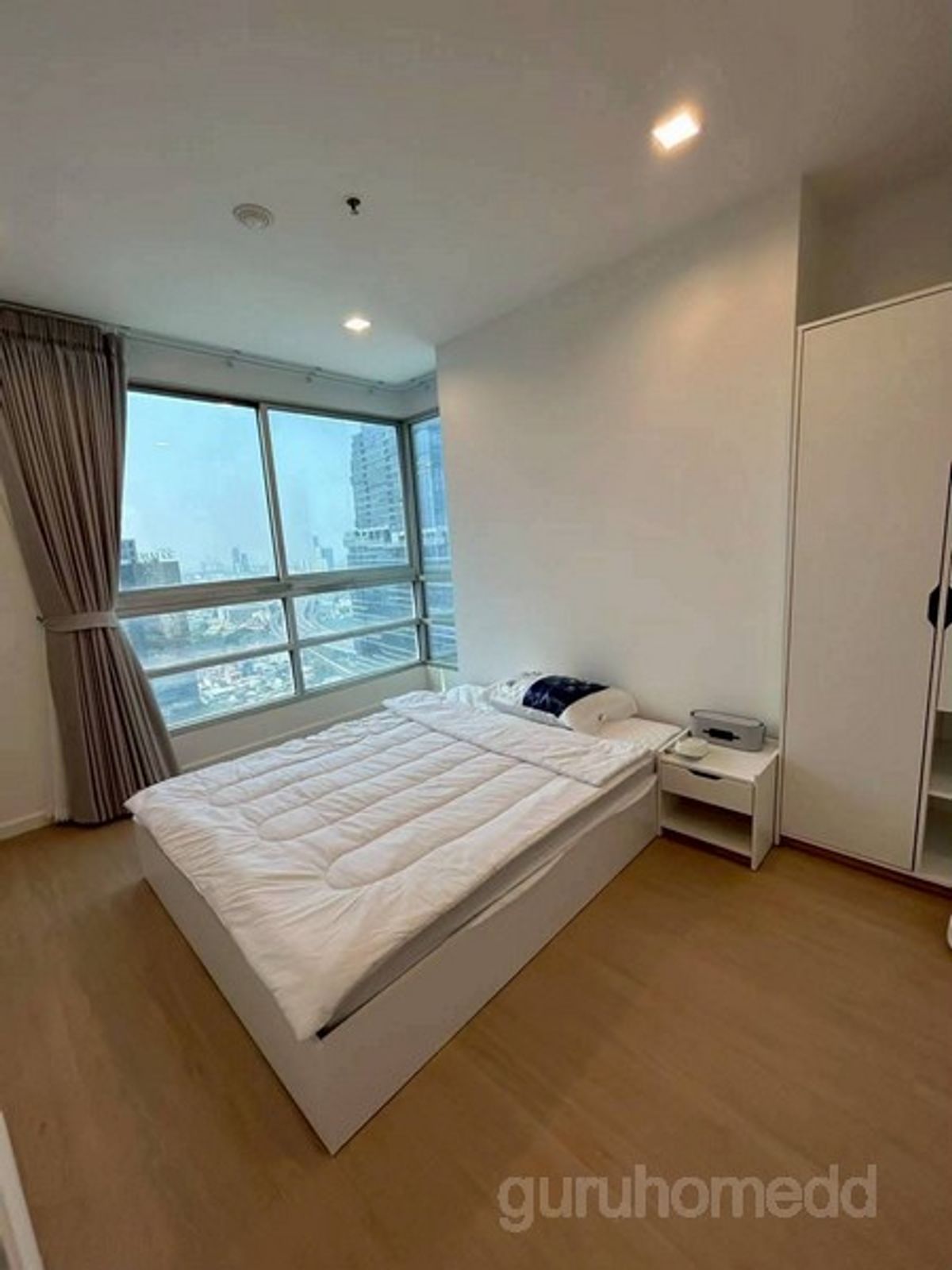 ให้เช่าคอนโดสาทร นราธิวาส : ให้เช่าคอนโด สาทร เฮ้าส์ ติด BTSสุรศักดิ์ ขนาด 54 ตรม 2นอน 1น้ำ ห้องสวย renovate ใหม่ เฟอร์ครบ พร้อมอยู่ - ghd000694R