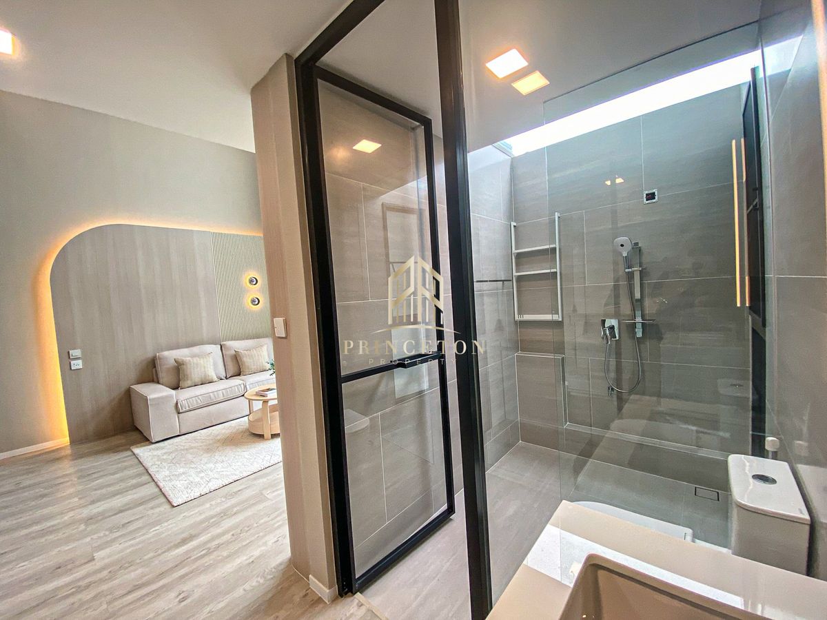 HousePattanakan, Srinakarin : Luxury House For Sale or Rent VIVE Krungthep Kreetha Next To Wellington School 📞092-4252445