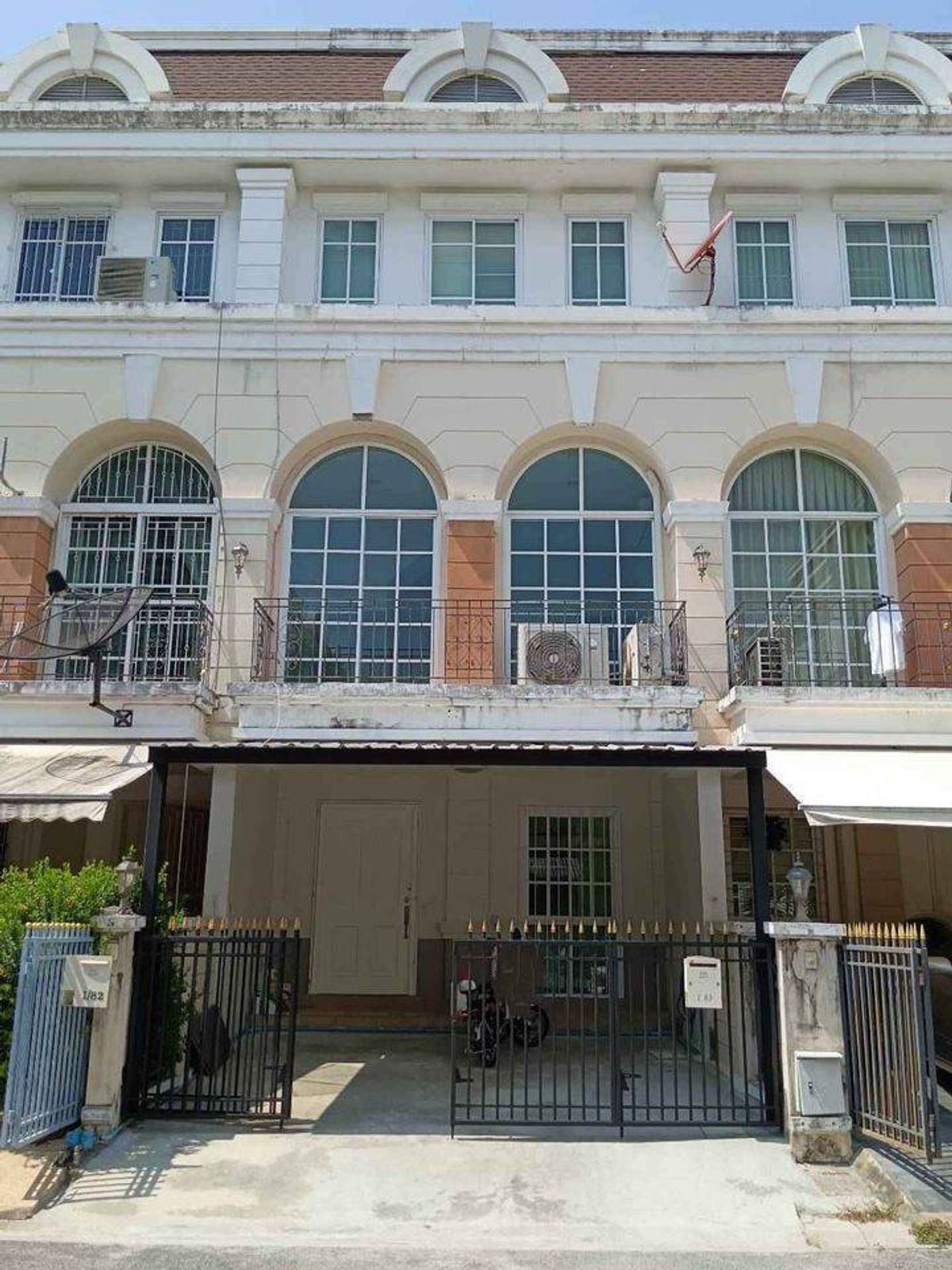 For RentTownhomeRamkhamhaeng, Hua Mak : 3 -storey Town House for Rent, Plus City Park Sansiri @Rama 9, Hua Mak 23, Krungthep Kreetha Rd.