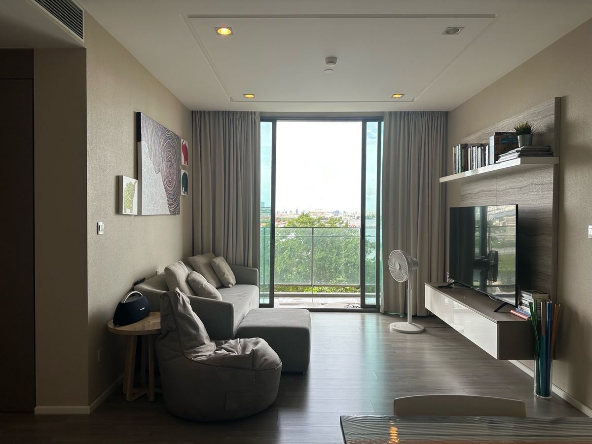 ขายคอนโดบางซื่อ วงศ์สว่าง เตาปูน : 333 Riverside **ขาย** 2 นอน งิวแม่น้ำ ทิศใต้ ราคา 17.9 ล้านเท่านั้น