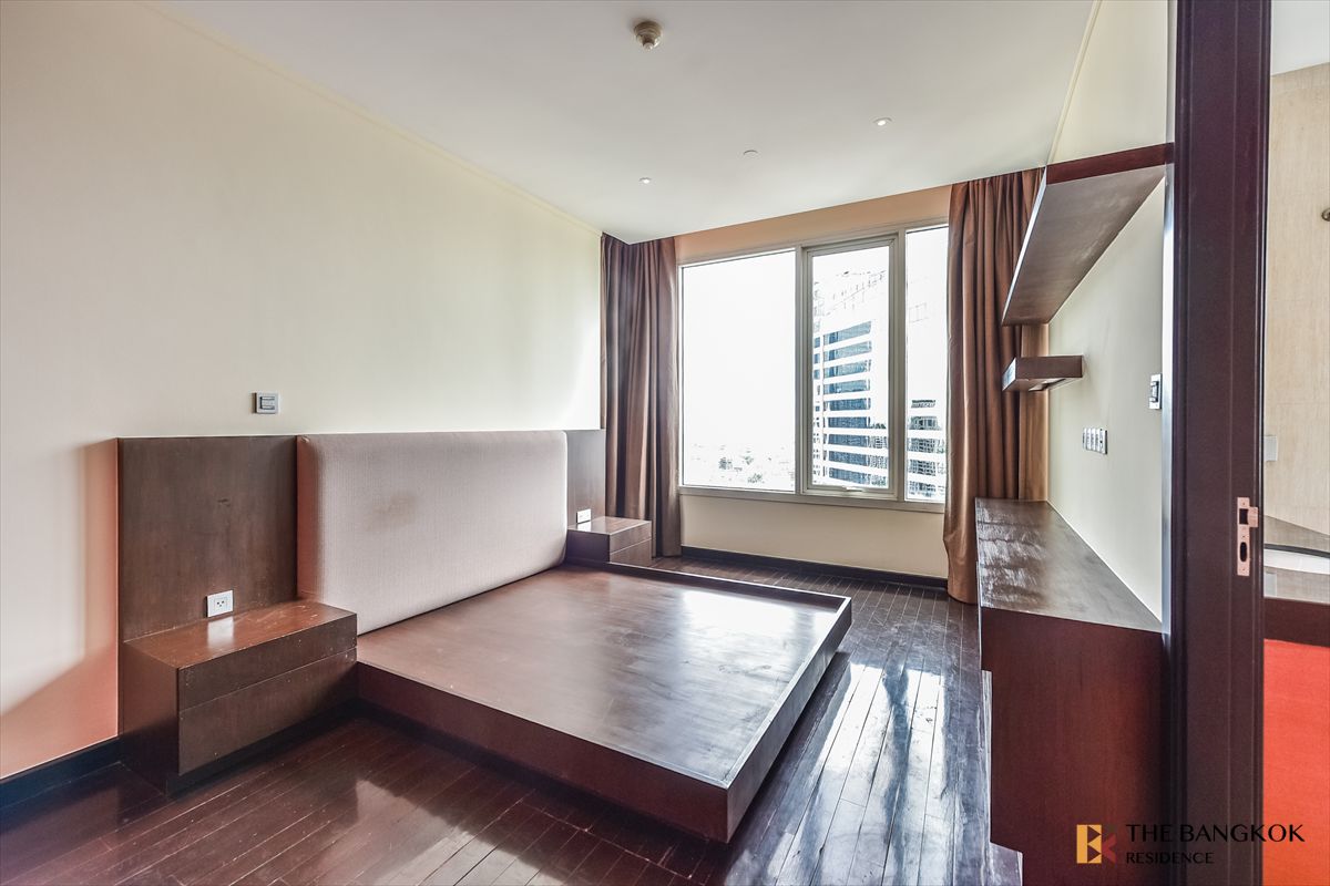 ขายคอนโดสาทร นราธิวาส : 💎ยูนิตสุด Luxury 💎 บนทำเลที่ดีที่สุด ดิ อินฟินิตี้ ใกล้ BTS ช่องนนทรี