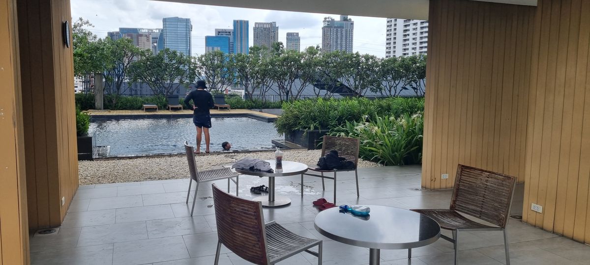 For SaleCondoLadprao, Central Ladprao : The Issara Ladprao, corner room, beautiful city view, good location, near MRT Lat Phrao