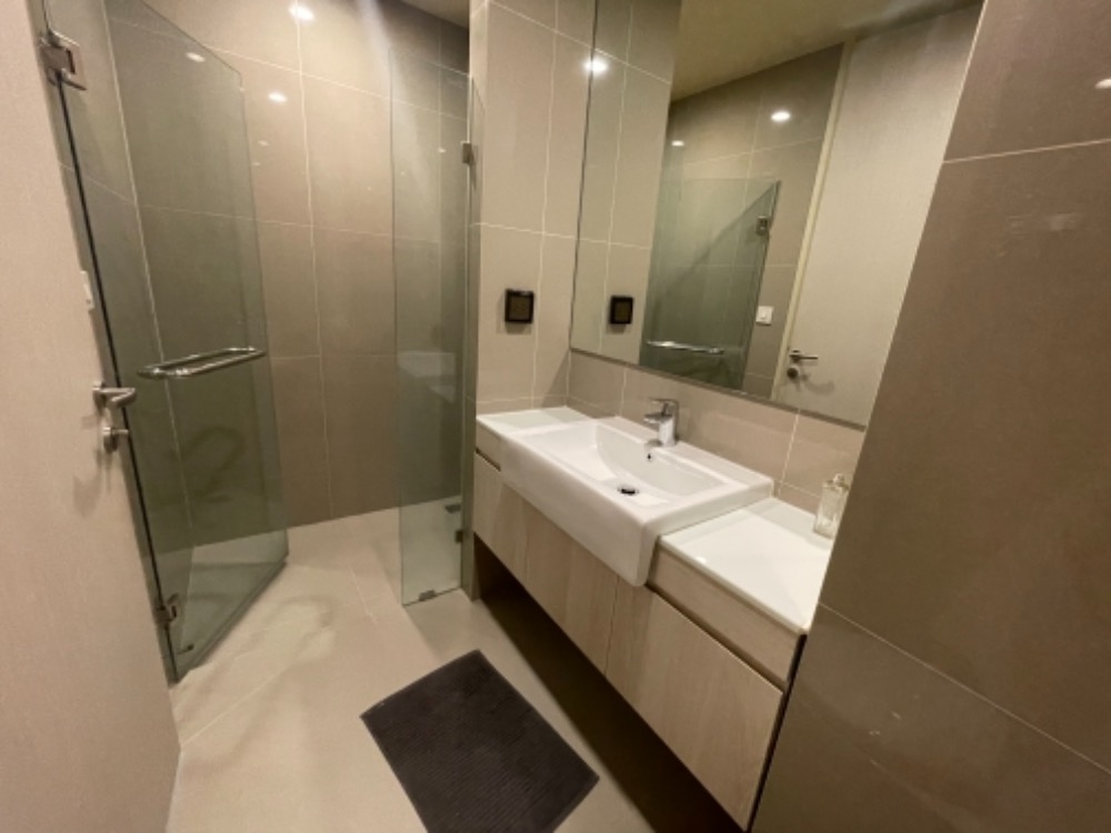 ให้เช่าคอนโดสุขุมวิท อโศก ทองหล่อ : 🔥ให้เช่าด่วน 🔥Noble Recole 2 ห้องนอน 2 ห้องน้ำ ห้องกว้าง เฟอร์นิเจอร์ครบ ใกล้ BTS นานา ❗