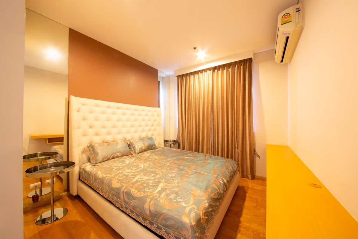 ให้เช่าคอนโดพระราม 9 เพชรบุรีตัดใหม่ RCA : ให้เช่า Villa Asoke เฟอร์นิเจอร์และเครื่องใช้ไฟฟ้าเต็มรูปแบบ พร้อมอยู่