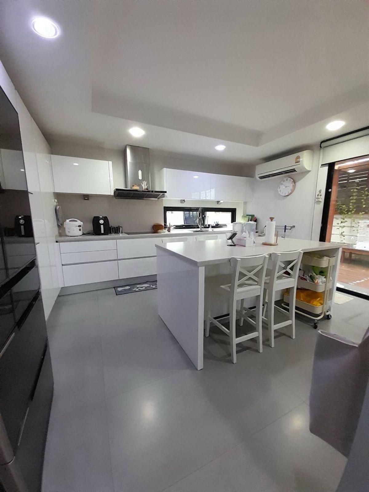 ขายทาวน์โฮมอ่อนนุช อุดมสุข : 📢👇Townhome 3 ชั้นครึ่ง พร้อมสระว่ายน้ำ ราคาดี เงียบสงบ เดินทางสะดวก ใกล้จุดขึ้นลงทางด่วน