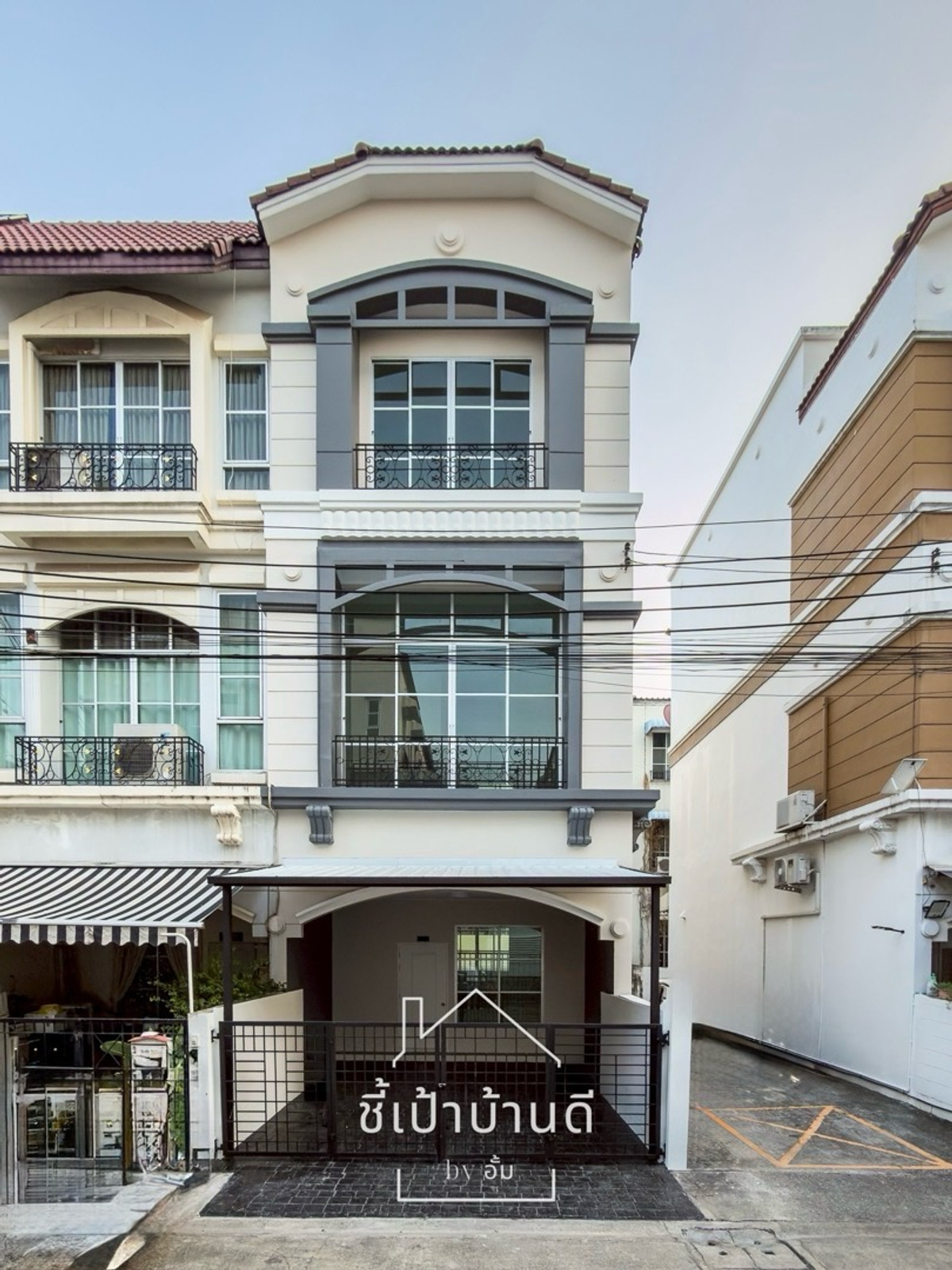 For SaleTownhomeChokchai 4, Ladprao 71, Ladprao 48, : Baan Klang Mueang Lat Phrao - Chokchai 4 Townhome 3 floors, new renovated near the train