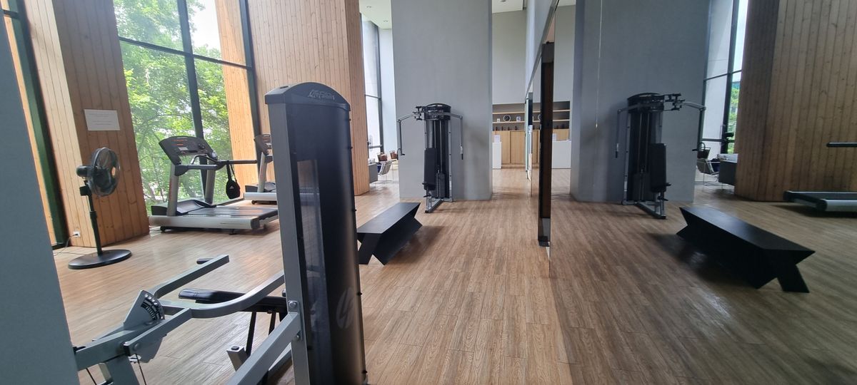 For SaleCondoLadprao, Central Ladprao : The Issara Ladprao, corner room, beautiful city view, good location, near MRT Lat Phrao