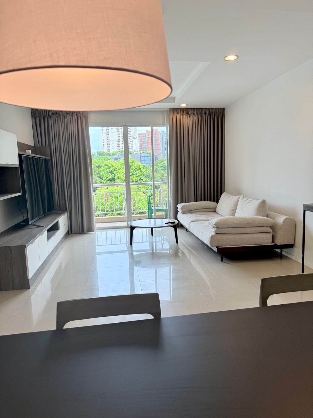 ให้เช่าคอนโดสุขุมวิท อโศก ทองหล่อ : ปล่อยเช่า The Rise Sukhumvit 39 (เดอะ ไรซ์ สุขุมวิท 39)