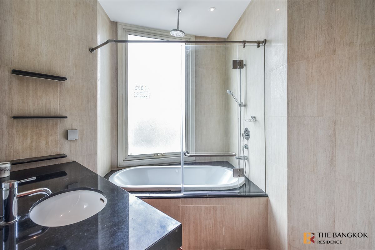 ขายคอนโดสาทร นราธิวาส : 💎ยูนิตสุด Luxury 💎 บนทำเลที่ดีที่สุด ดิ อินฟินิตี้ ใกล้ BTS ช่องนนทรี