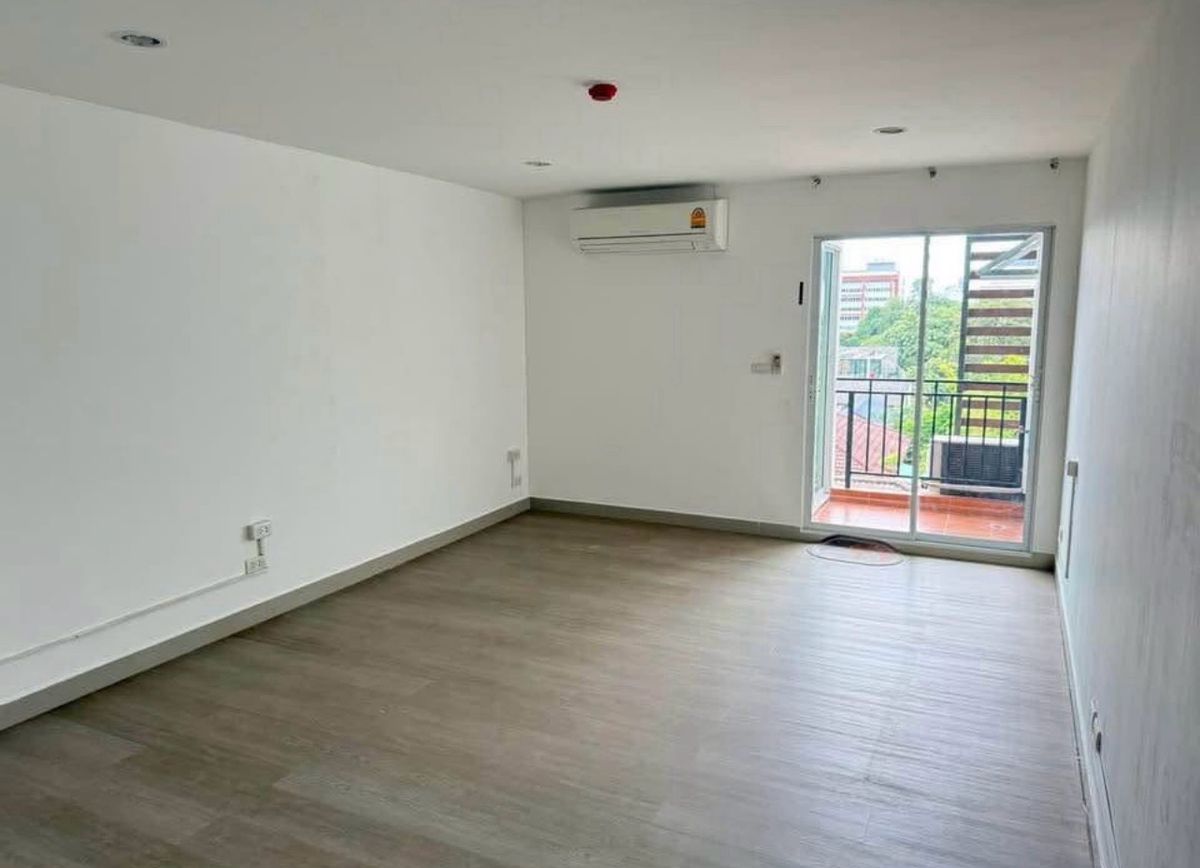 ขายคอนโดอ่อนนุช อุดมสุข : 🚆คอนโด Regent Home 22 ใกล้สถานีรถไฟฟ้า BTS อ่อนนุชเพียง 400 เมตร