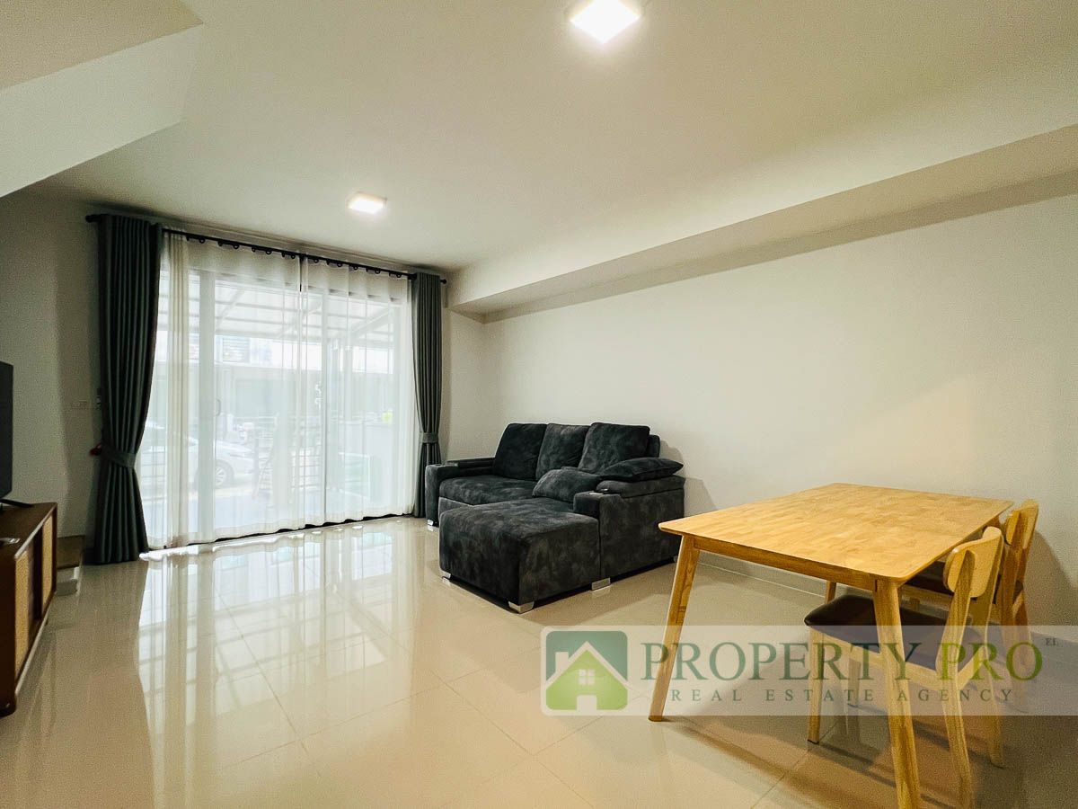 ขายทาวน์โฮมปทุมธานี รังสิต ธรรมศาสตร์ : ขาย บ้าน Pleno ติวานนท์ ทาวน์โฮม 2 ชั้น 3 ห้องนอน 18 ตรว 106 ตรม ใกล้ บางกะดี รังสิต ศรีสมาน ดอนเมือง : EL25S-009