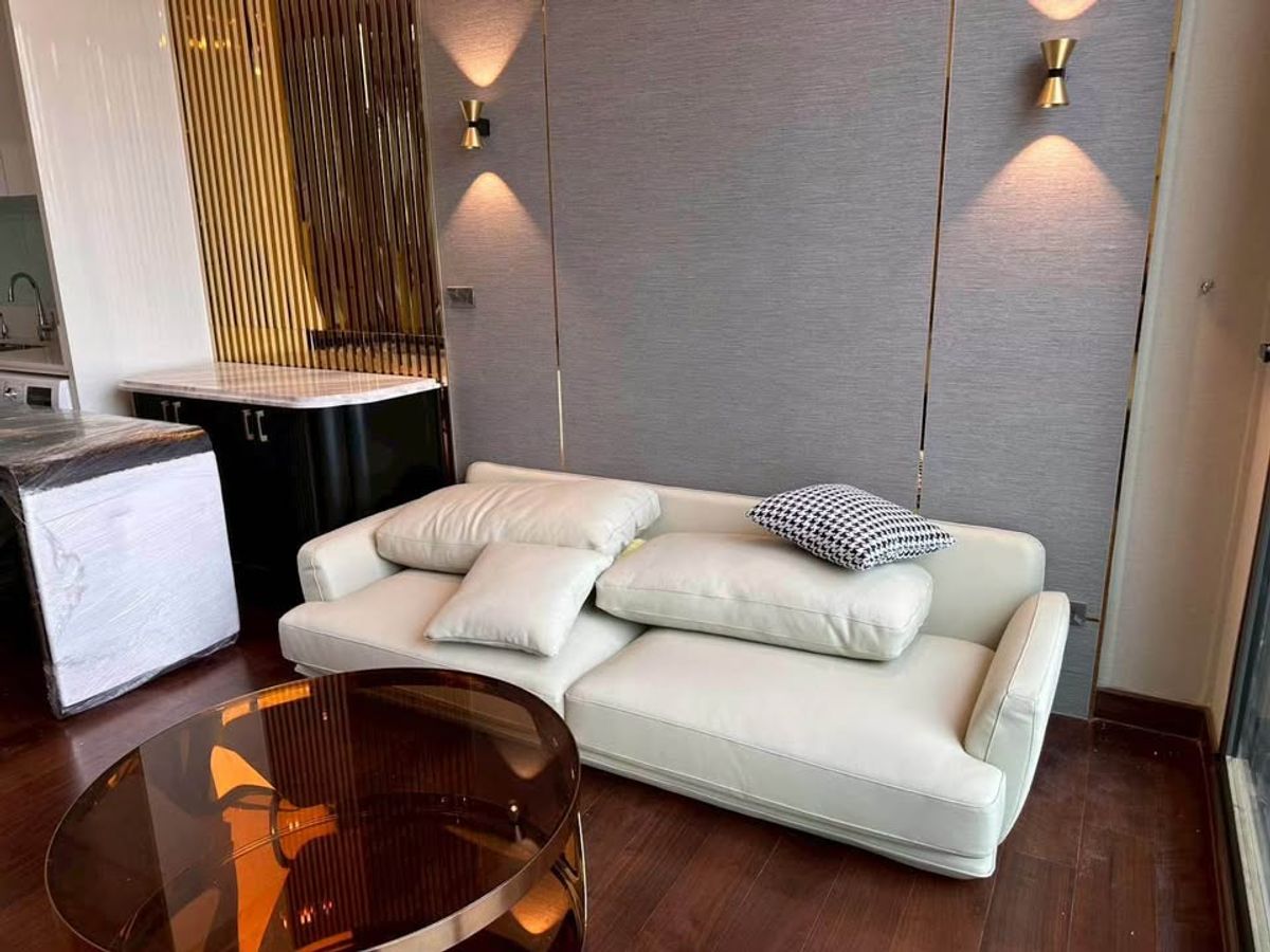 คอนโดสาทร นราธิวาส : Available 1 Bedroom with Bathtub  Fully Furnished