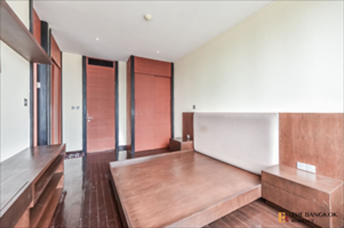 ขายคอนโดสาทร นราธิวาส : 💎ยูนิตสุด Luxury 💎 บนทำเลที่ดีที่สุด ดิ อินฟินิตี้ ใกล้ BTS ช่องนนทรี