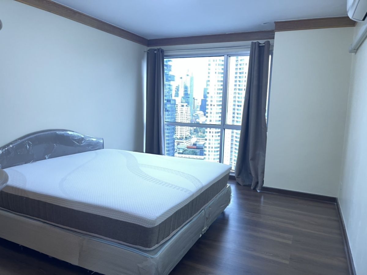 ให้เช่าคอนโดสีลม ศาลาแดง บางรัก : Rent Silom Suite Condo (Sathorn 12)
