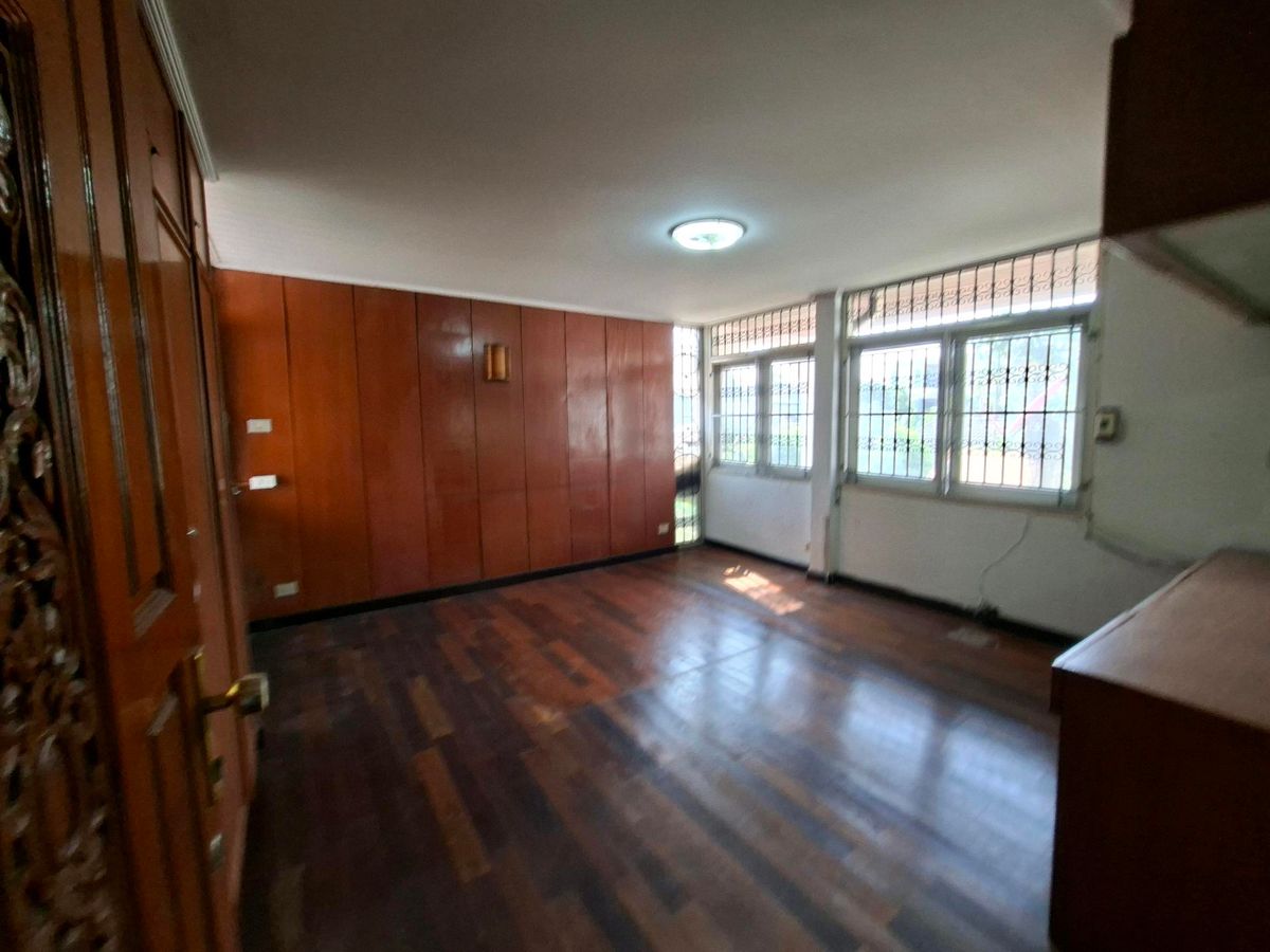 ขายบ้านพัฒนาการ ศรีนครินทร์ : 🏡ที่ดินพร้อมสิ่งปลูกสร้าง 138 ตรว. หลังมุม ถนน2ด้าน 400ม.จากถนนพัฒนาการ เดินทางง่ายไปศรีนครินทร์-อ่อนนุช-สุขุมวิท 📞0994152664, 0803696366