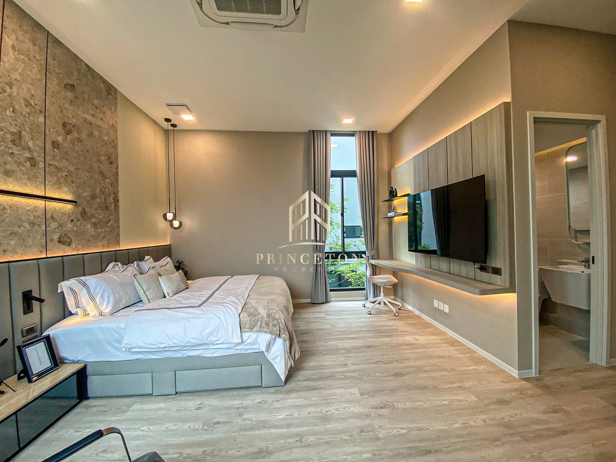 HousePattanakan, Srinakarin : Luxury House For Sale or Rent VIVE Krungthep Kreetha Next To Wellington School 📞092-4252445