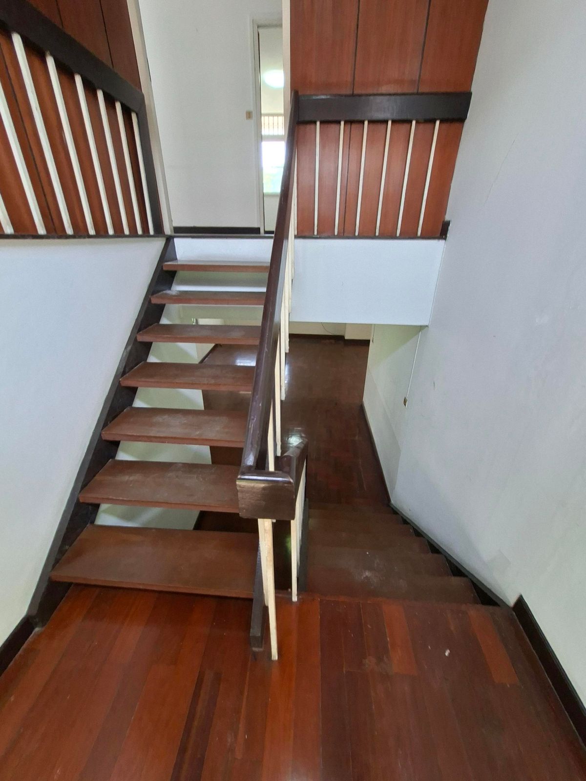 ขายบ้านพัฒนาการ ศรีนครินทร์ : 🏡ที่ดินพร้อมสิ่งปลูกสร้าง 138 ตรว. หลังมุม ถนน2ด้าน 400ม.จากถนนพัฒนาการ เดินทางง่ายไปศรีนครินทร์-อ่อนนุช-สุขุมวิท 📞0994152664, 0803696366