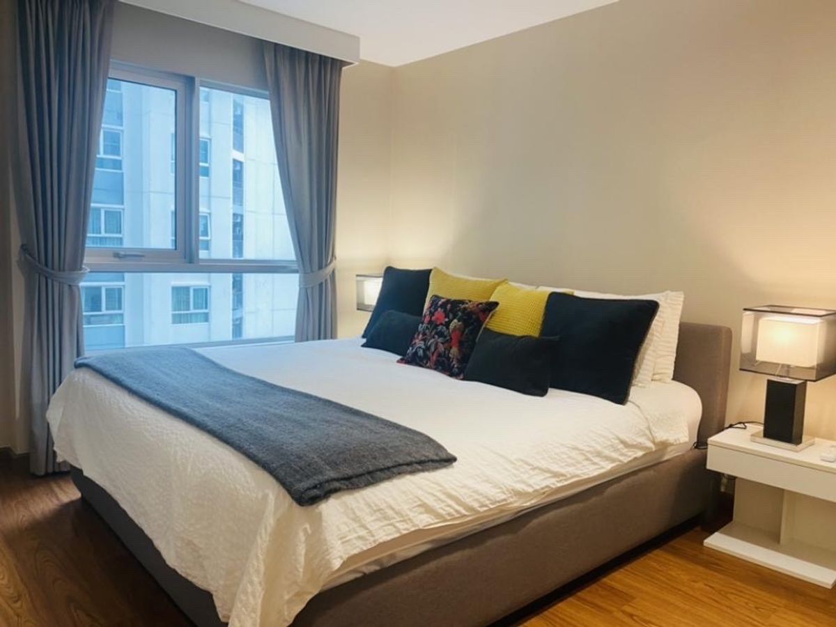 ให้เช่าคอนโดพระราม 9 เพชรบุรีตัดใหม่ RCA : M1254 For Rent condo Belle Grand Rama 9 