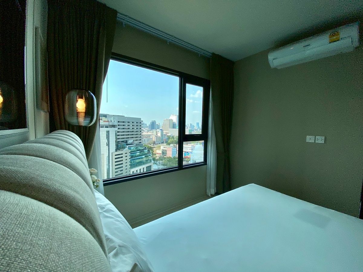 For RentCondoWitthayu, Chidlom, Langsuan, Ploenchit : Life One Wireless Condo for rent, 27,000baht, 1bedroom, 35sqm, BTS Ploenchit, BTS Chidlom, near Witthayu, Chidlom, Ploenchit, Sukhumvit, Rama 9, Ratchada, Sathorn, Silom, Chula, Siam, CentralWorld, Central Embassy, Central Chidlom, Bumrungrad, Mater Dei