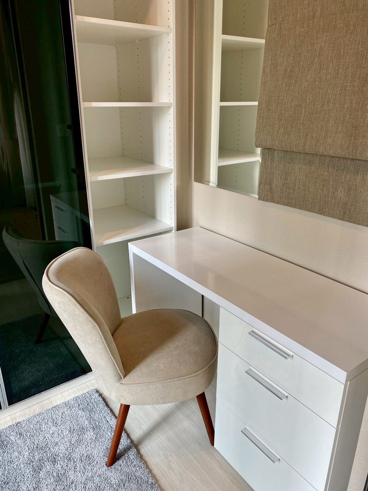 For RentCondoWitthayu, Chidlom, Langsuan, Ploenchit : Life One Wireless Condo for rent, 27,000baht, 1bedroom, 35sqm, BTS Ploenchit, BTS Chidlom, near Witthayu, Chidlom, Ploenchit, Sukhumvit, Rama 9, Ratchada, Sathorn, Silom, Chula, Siam, CentralWorld, Central Embassy, Central Chidlom, Bumrungrad, Mater Dei