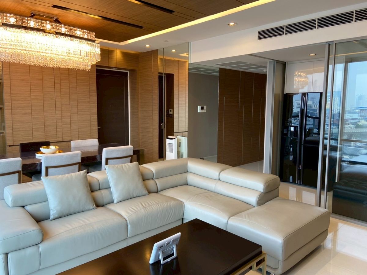 ให้เช่าคอนโดวงเวียนใหญ่ เจริญนคร : The Bangkok Sathorn 2 bed 2 bath 116 sqm. 92,000 Baht/month