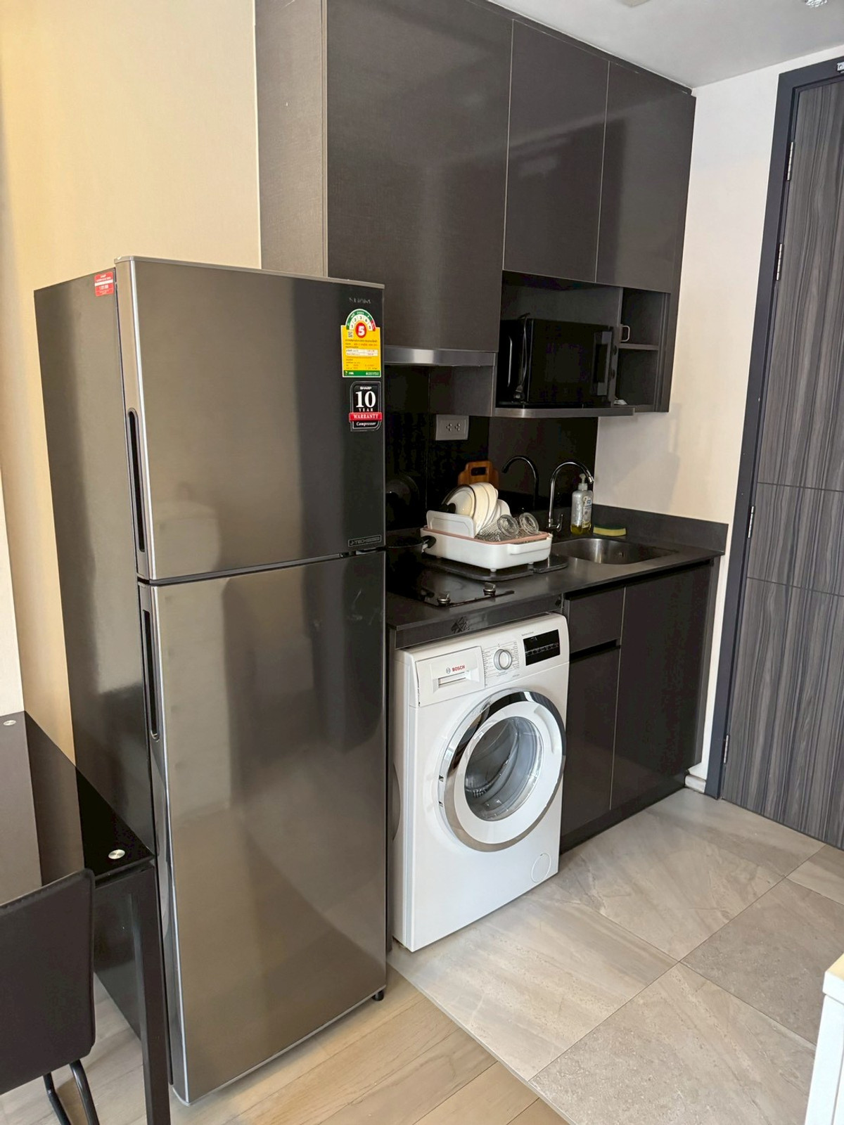 For RentCondoSukhumvit, Asoke, Thonglor : (For Rent)  1 Bed 1 Bath 34 Sqm. Fully furnished - READY TO MOVE IN ㅡ Next to 🚆20 meters from MRT Sukhumvit