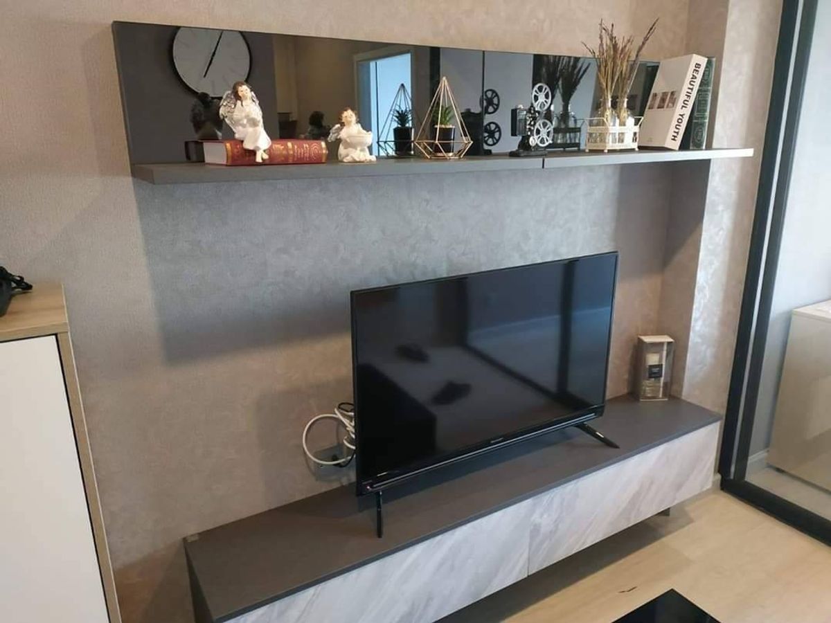 ให้เช่าคอนโดสาทร นราธิวาส : Knightsbridge Prime Sathorn -1นอน+1ห้องอเนกประสงค์ ห้องยังมีรอยร้าวของแผ่นดินไหวแต่ไม่มีผลต่อการใช้งาน ราคาพิเศษ 18,000 เท่านั้น