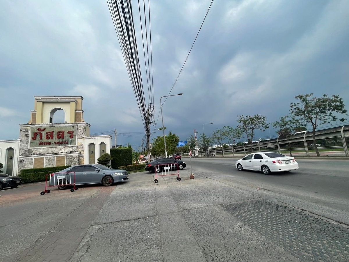 ให้เช่าบ้านนวมินทร์ รามอินทรา : ให้เช่าบ้านเดี่ยว ภัสสร 19 วัชรพล-วงแหวน ติดทางด่วน ใกล้แฟชั่นไอส์แลนด์