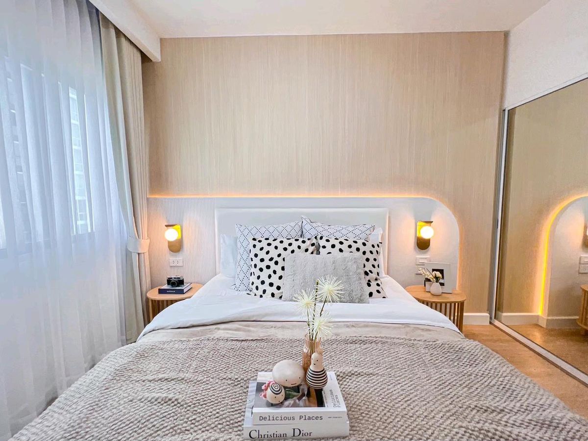 For SaleCondoRama9, Petchburi, RCA : Condo near the electric train can walk 2 large, 1, in the heart of Rama 9, near MRT, only 750 meters.