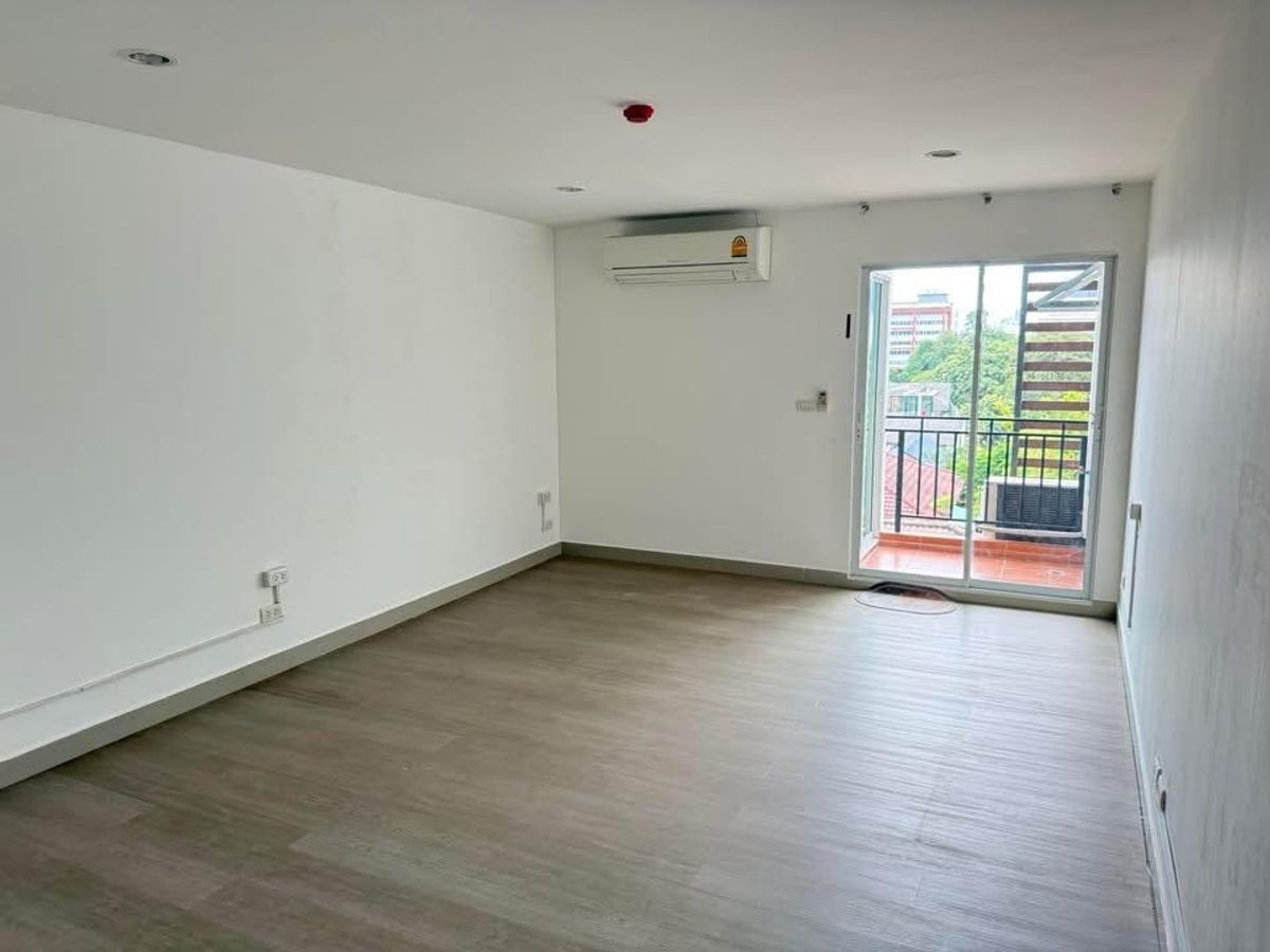 ขายคอนโดอ่อนนุช อุดมสุข : 📣 [For Sale] ขายด่วน !! คอนโด Regent Home 22 Sukhumvit 85